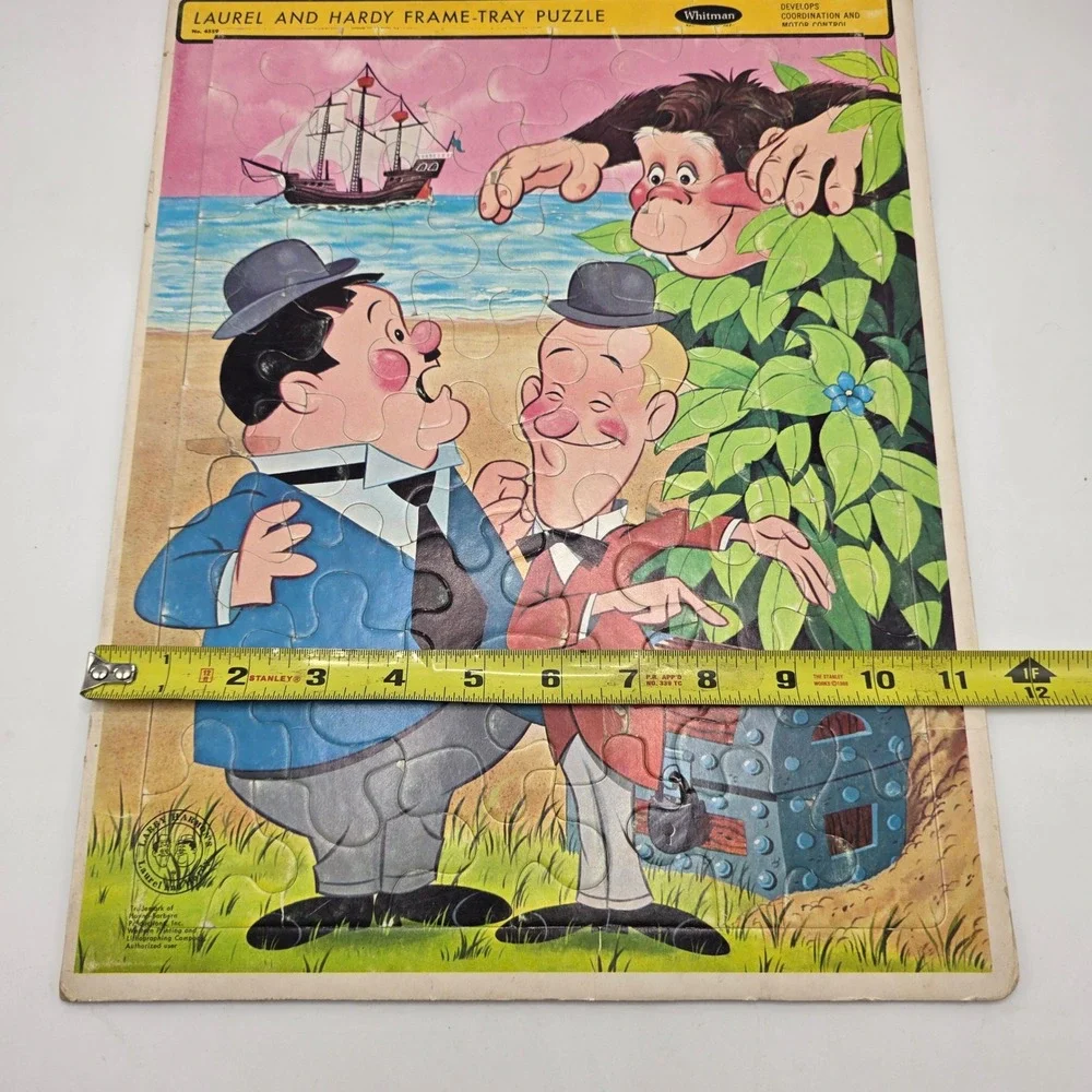 Whitman Frame-Tray Puzzle Kids Multicolor Laurel‎ and Hardy 1967 Vintage Toy